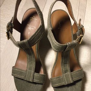 SOLD-Franco Sarto t-strap wedge espadrilles ☀️